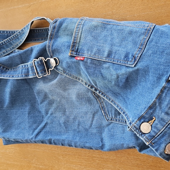 LEVIS DISTRESSED OVERALLS - Picture 13 of 13